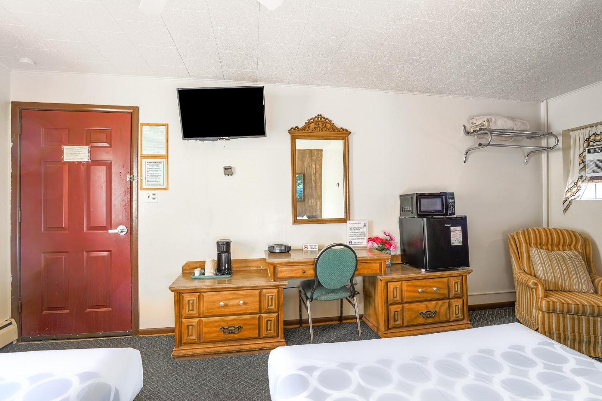 Love Hotels Silver Street By Oyo At Hurley Wi Exterior foto