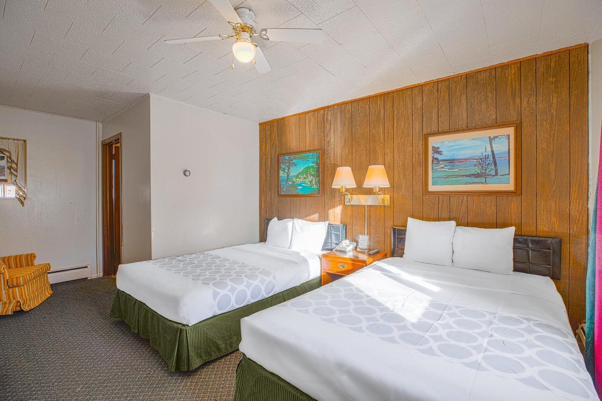 Love Hotels Silver Street By Oyo At Hurley Wi Exterior foto
